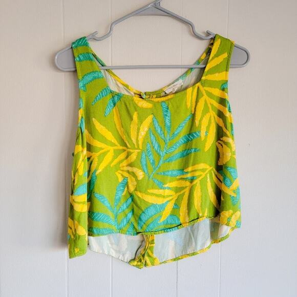 Haute Hippie Tops - Haute Hippie Leaf Print Button Back Cropped Tank